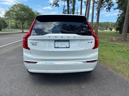 Used 2024 Volvo XC90 B6 Ultimate w/ Lounge Package AWD/4WD image 4