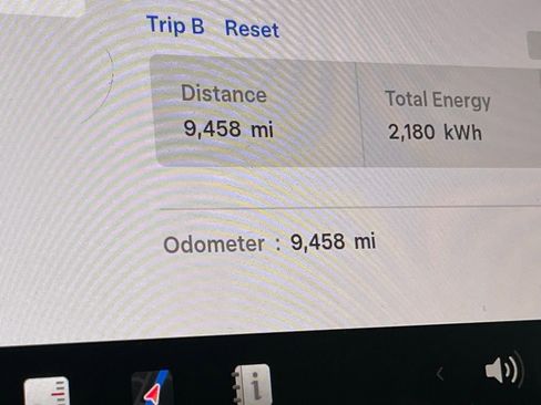 Used 2025 Tesla Model 3 Long Range image 15