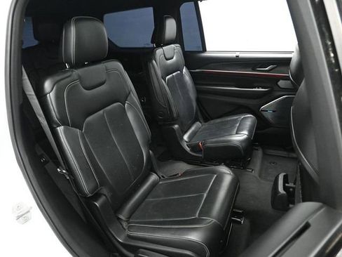 Used 2021 Jeep Grand Cherokee L Overland w/ Advanced Protech Group III image 21