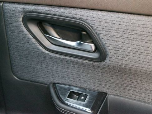 Used 2021 Nissan Rogue SV FWD image 12