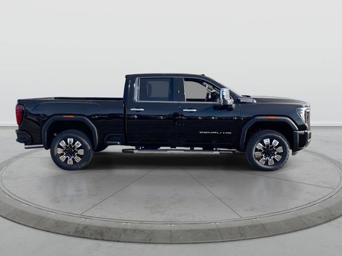 New 2026 GMC Sierra 2500 Denali w/ Technology Package AWD/4WD image 9
