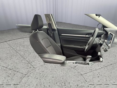 Used 2022 Nissan Altima 2.5 SV image 26