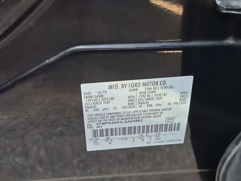 Used 2020 Ford Edge ST w/ Equipment Group 401A AWD/4WD image 38