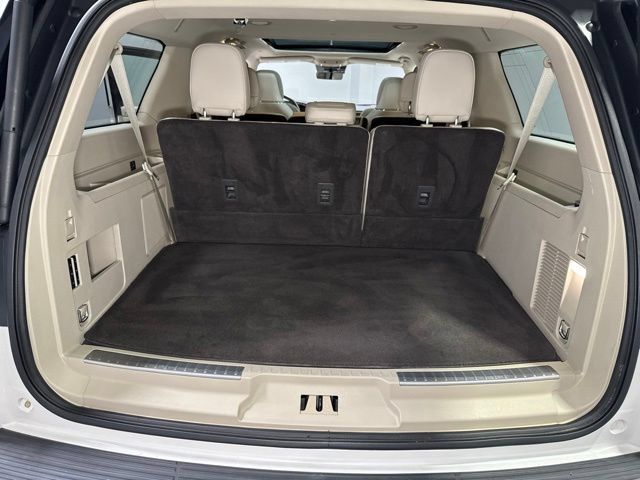 Used 2019 Lincoln Navigator L Reserve AWD/4WD image 29
