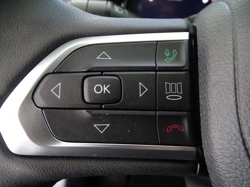 Certified 2023 Jeep Compass High Altitude AWD/4WD image 7