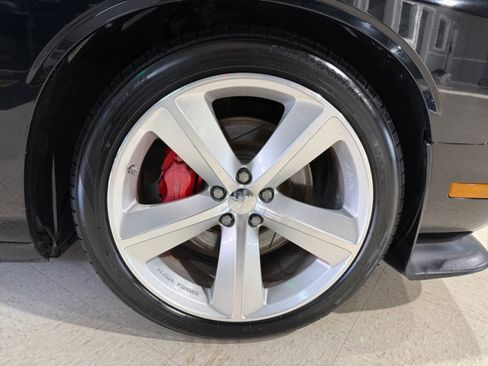 Used 2012 Dodge Challenger SRT8 w/ Premium Sound Group image 31