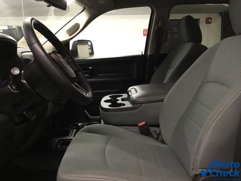 Used 2016 RAM 3500 Tradesman w/ Chrome Appearance Group image 25