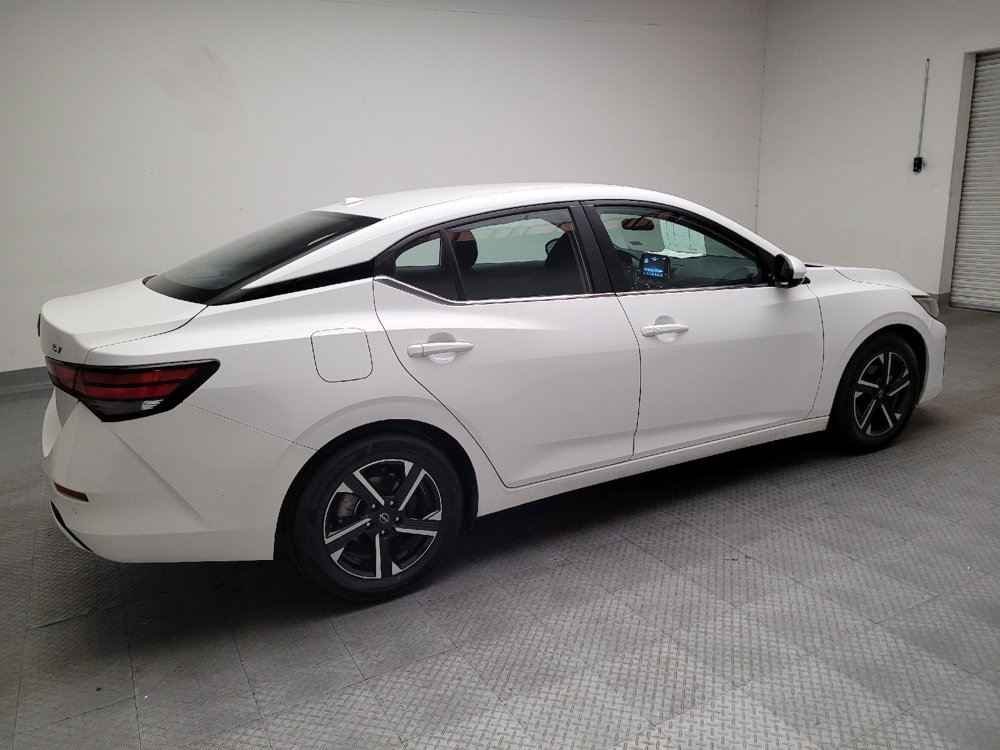 Used 2024 Nissan Sentra SV FWD image 10