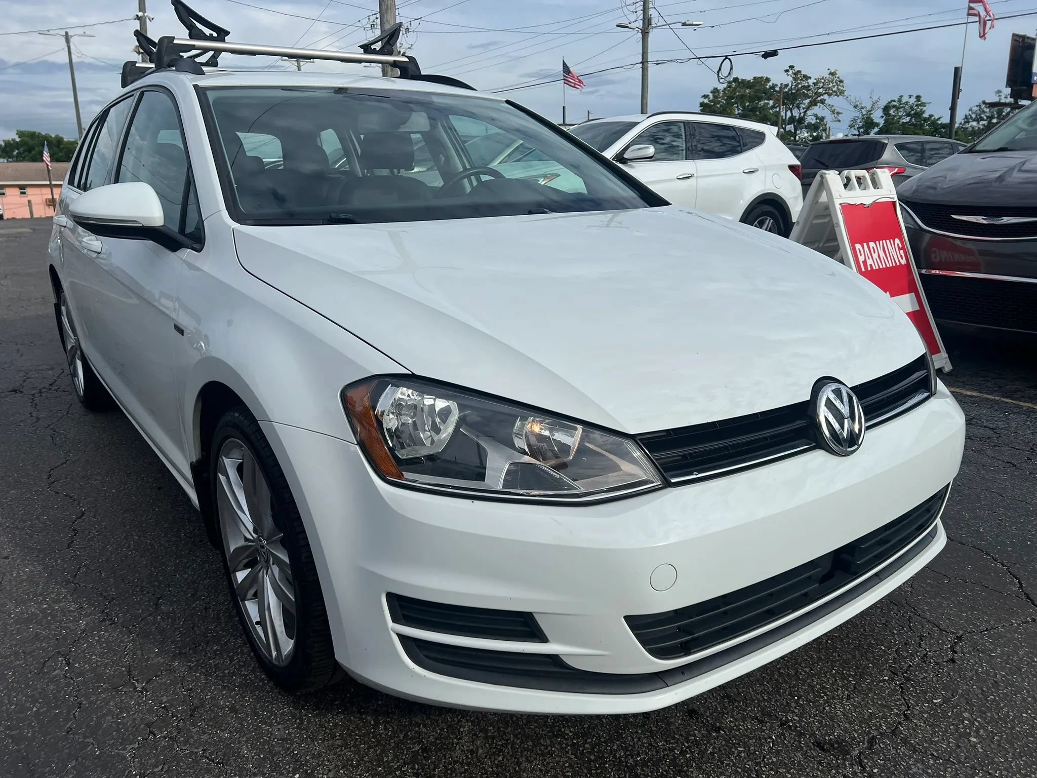 Used 2016 Volkswagen Golf Limited Edition FWD image 4