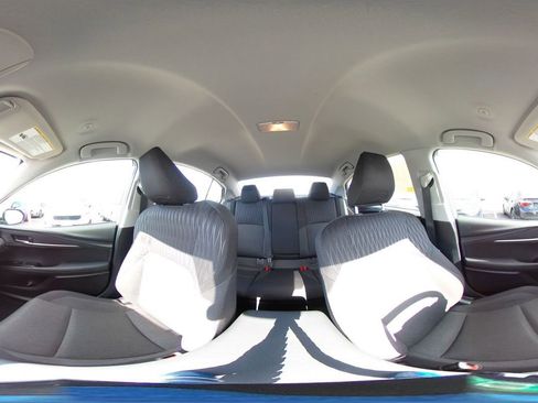 Used 2025 Toyota Camry LE image 41