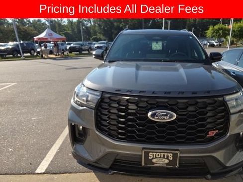 Used 2026 Ford Explorer ST w/ Sun And Sound Package AWD/4WD image 9