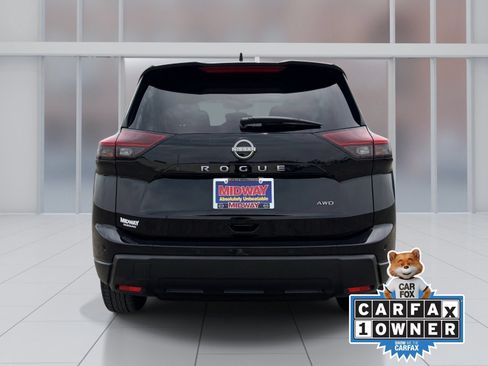 Used 2024 Nissan Rogue S AWD/4WD image 5