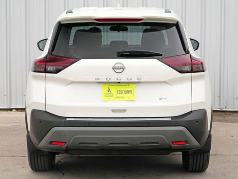 Used 2023 Nissan Rogue SV FWD image 44
