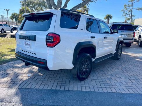 Used 2025 Toyota 4Runner SR5 image 6