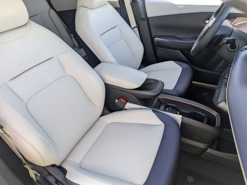 New 2026 Nissan Leaf SV+ w/ Floor Mat Package (SV+) image 12