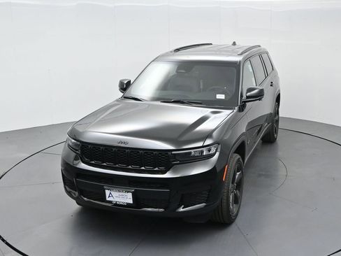 New 2025 Jeep Grand Cherokee L Altitude image 55