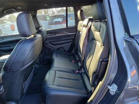 New 2025 Jeep Grand Cherokee Limited w/ Trailer Tow Package image 21