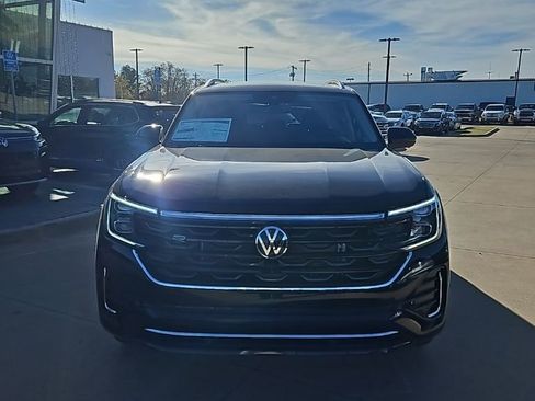 New 2026 Volkswagen Atlas SEL Premium R-Line AWD/4WD image 2