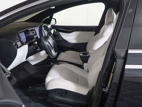 Used 2017 Tesla Model X 100D image 25