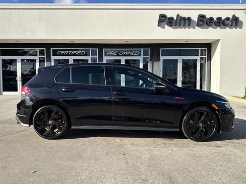 Used 2022 Volkswagen GTI SE image 24