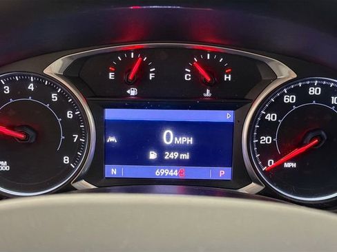 Used 2021 GMC Terrain SLT image 11