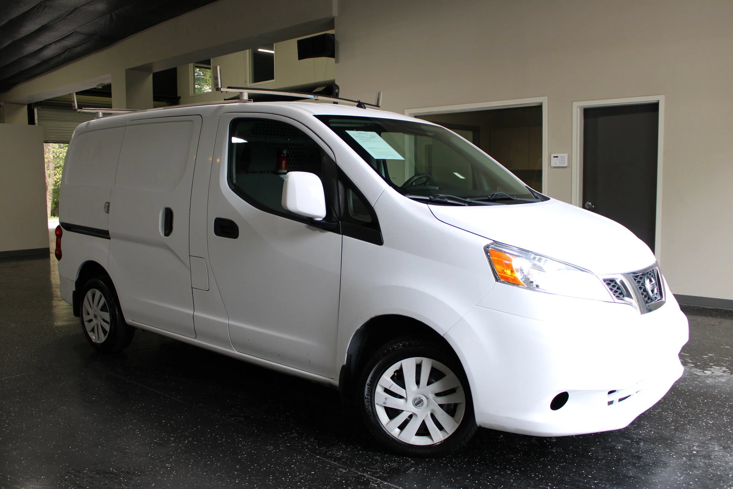 Used 2018 Nissan NV200 SV FWD image 36