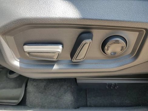 Used 2023 Toyota Sequoia Platinum AWD/4WD image 28