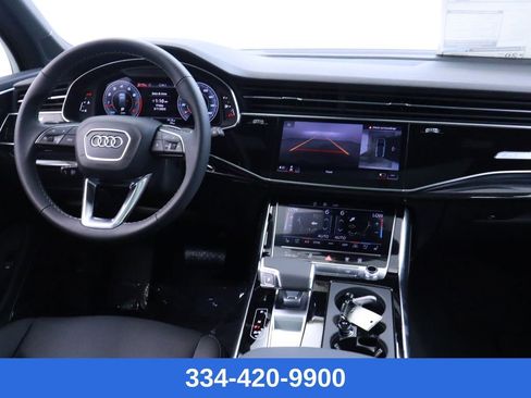 New 2025 Audi Q7 3.0T Premium Plus image 9