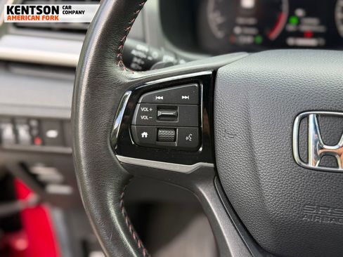 Used 2025 Honda Odyssey Sport-L image 16