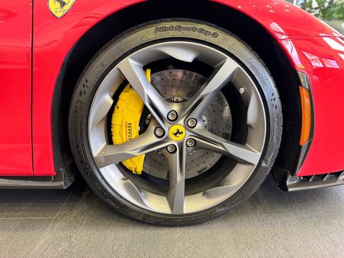 Used 2022 Ferrari SF90 Stradale image 39