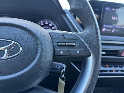 Used 2023 Hyundai Sonata SE w/ Cargo Package image 9