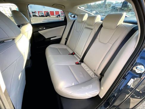 Used 2022 Honda Insight Touring image 18