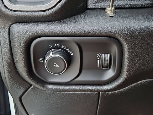 Used 2023 RAM 2500 Tradesman AWD/4WD image 23