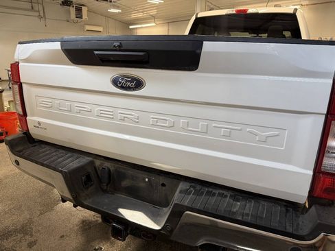 Used 2022 Ford F250 XLT w/ XLT Value Package AWD/4WD image 7