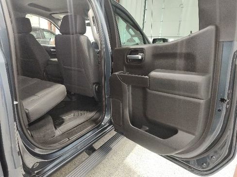 Used 2020 Chevrolet Silverado 1500 LT w/ All-Star Edition image 18