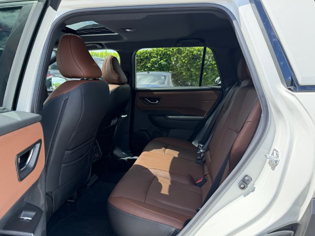 Certified 2026 Subaru Outback Touring XT AWD/4WD image 11