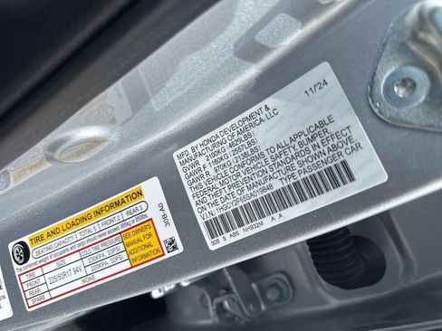 Used 2025 Honda Accord EX-L image 37