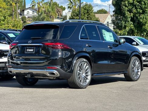 New 2026 Mercedes-Benz GLE 580 4MATIC image 3