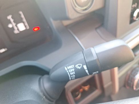 Used 2024 Toyota Tacoma SR5 image 25