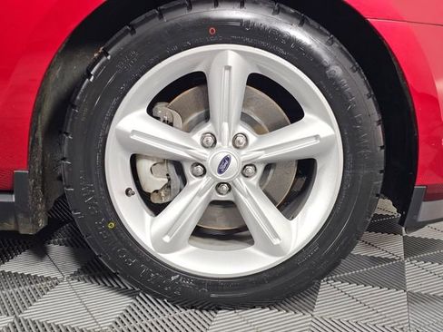 Used 2012 Ford Mustang GT image 9