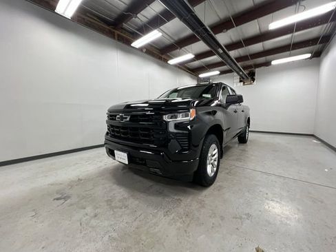 Certified 2022 Chevrolet Silverado 1500 RST w/ Z71 Off-Road Package image 4