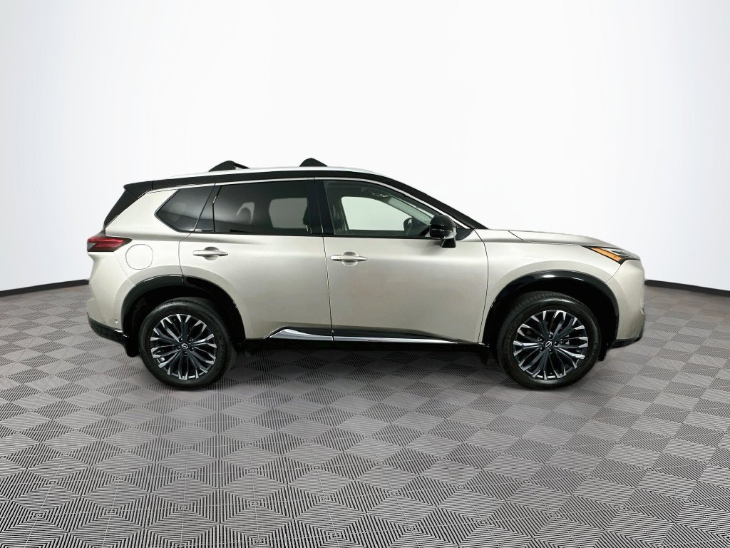 Certified 2026 Nissan Rogue Platinum w/ Platinum Premium Package AWD/4WD image 11