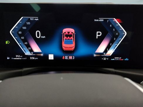 Used 2023 BMW 330i Sedan w/ Premium Package image 17