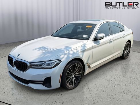Used 2023 BMW 540i xDrive AWD/4WD image 2