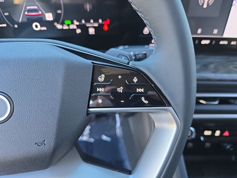 New 2025 Audi Q5 Prestige image 18