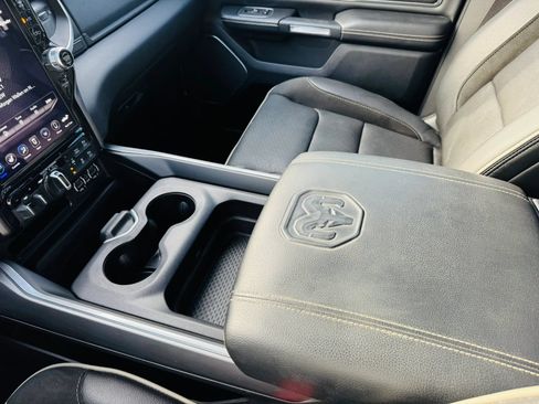 Used 2021 RAM 1500 Laramie AWD/4WD image 24