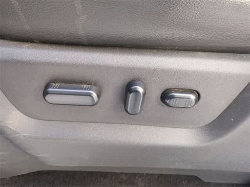 Used 2015 Ford F350 Lariat w/ Lariat Ultimate Package image 18