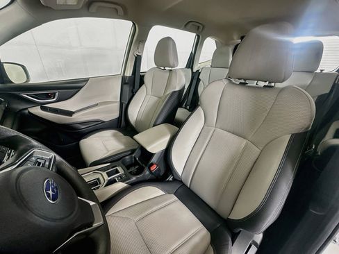 Used 2023 Subaru Forester AWD/4WD image 13