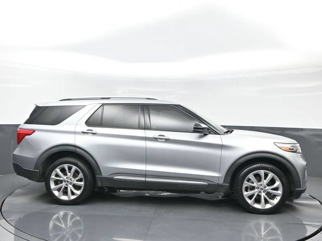 Used 2022 Ford Explorer Platinum w/ Equipment Group 601A AWD/4WD image 7