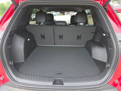 New 2026 Chevrolet Equinox ACTIV w/ Convenience Package III image 24